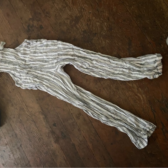 Hollister White and Black Striped Jumpsuit - Picture 1 of 3